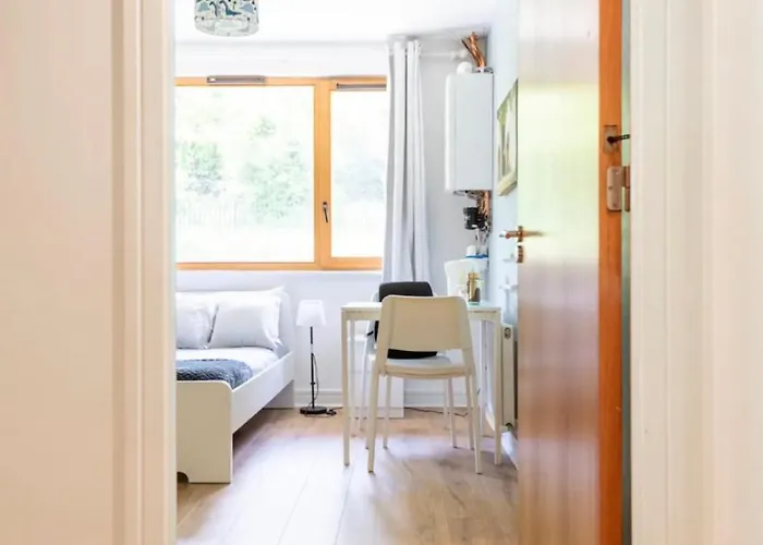 Spacious With Relaxing View * דבלין